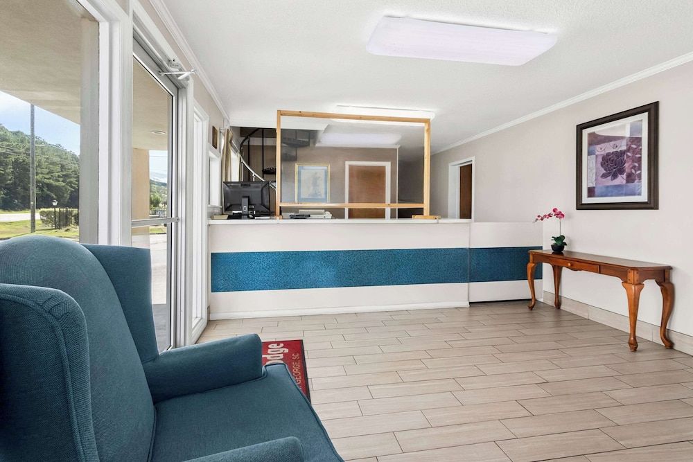 Econo Lodge Riverview Area 3