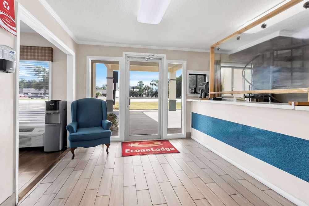 Econo Lodge Riverview Area 2