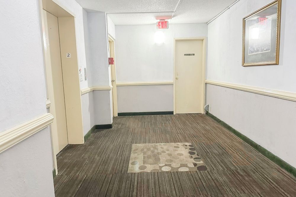 Jackson Hotel & Convention Center 3