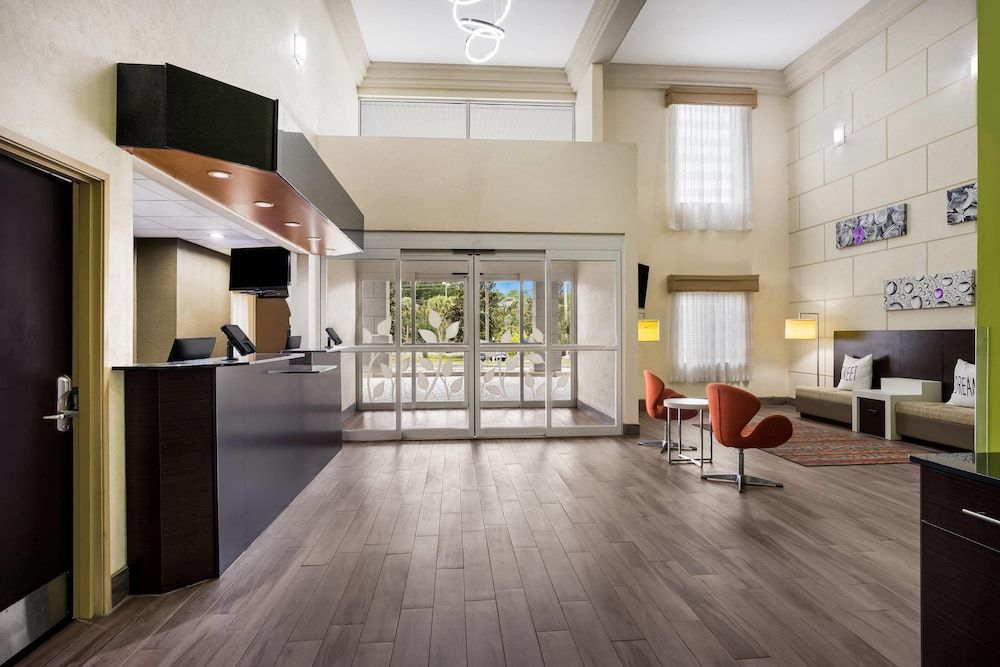 Sleep Inn & Suites Valdosta 3