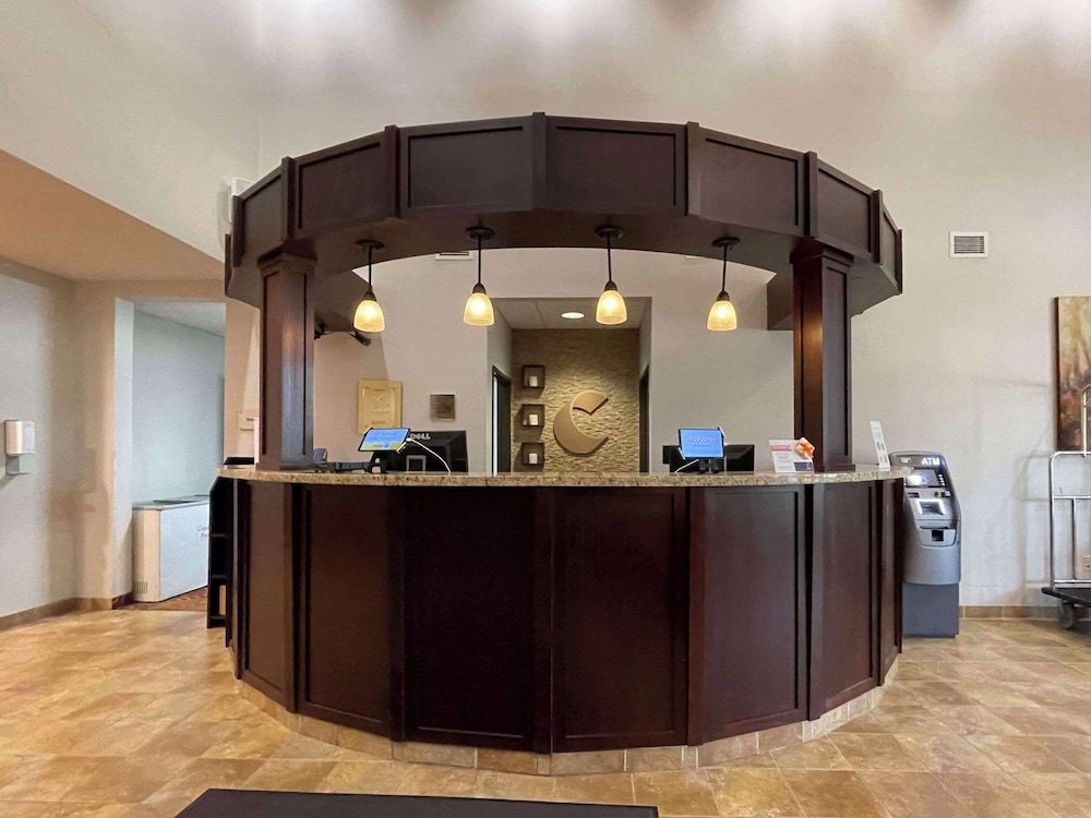 Comfort Suites Altoona North 2