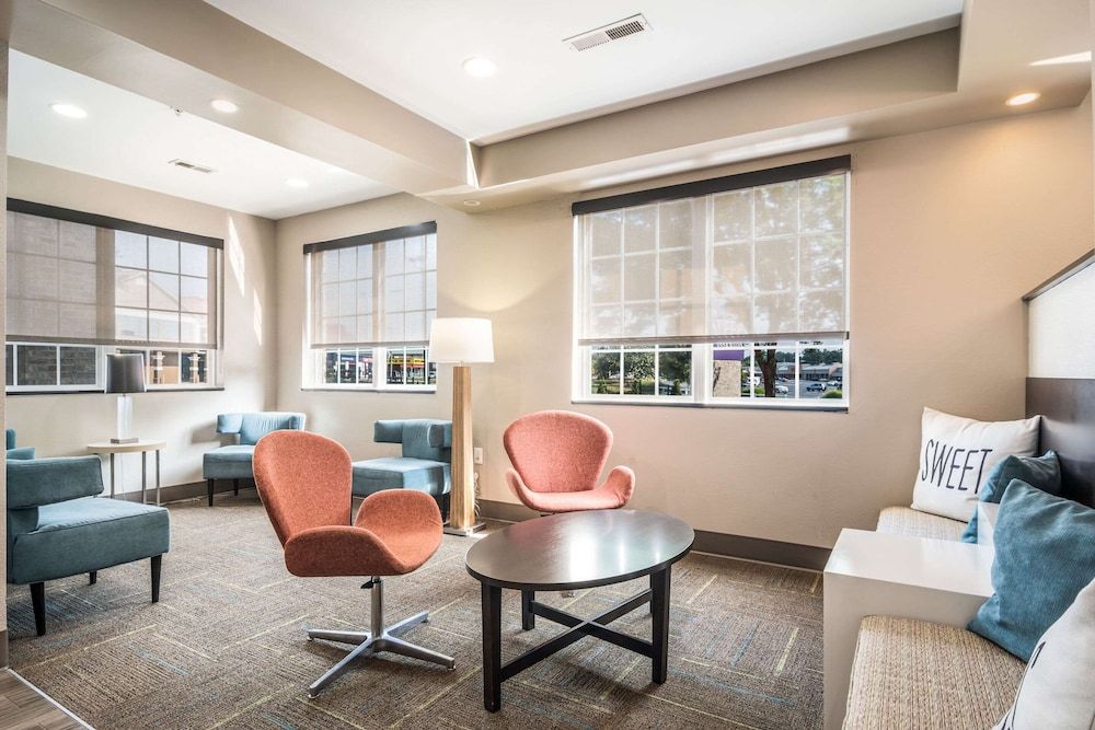 Sleep Inn and Suites at Kennesaw State University 3