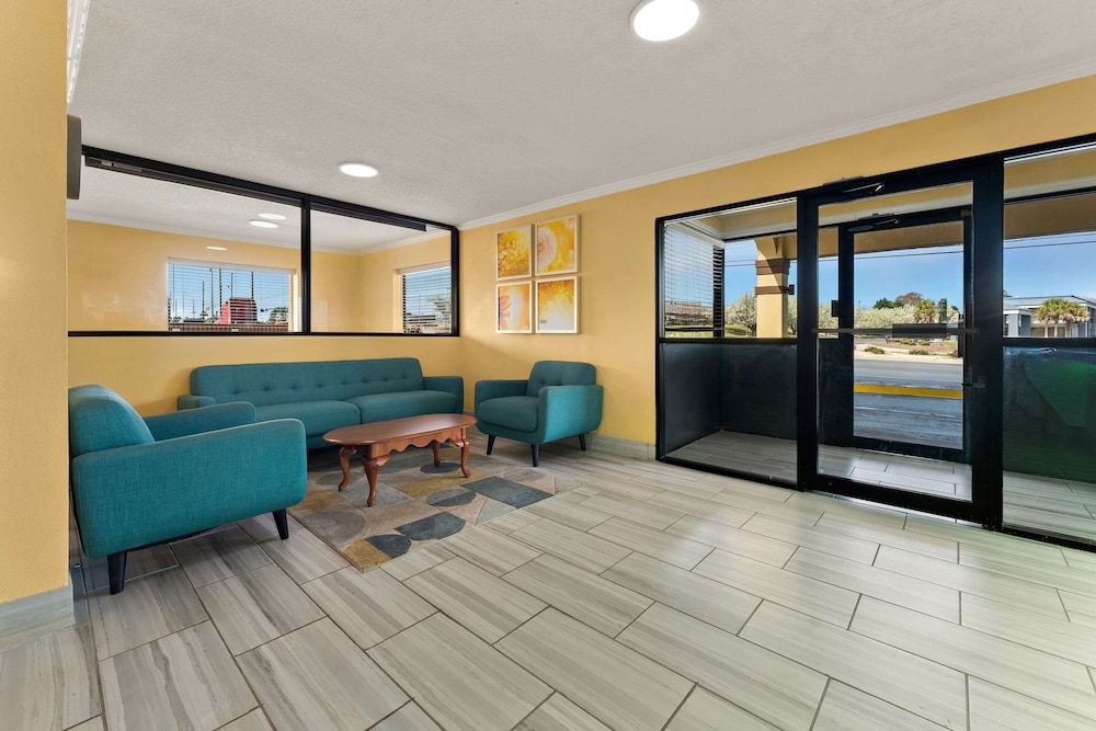 Quality Inn & Suites Dublin 2