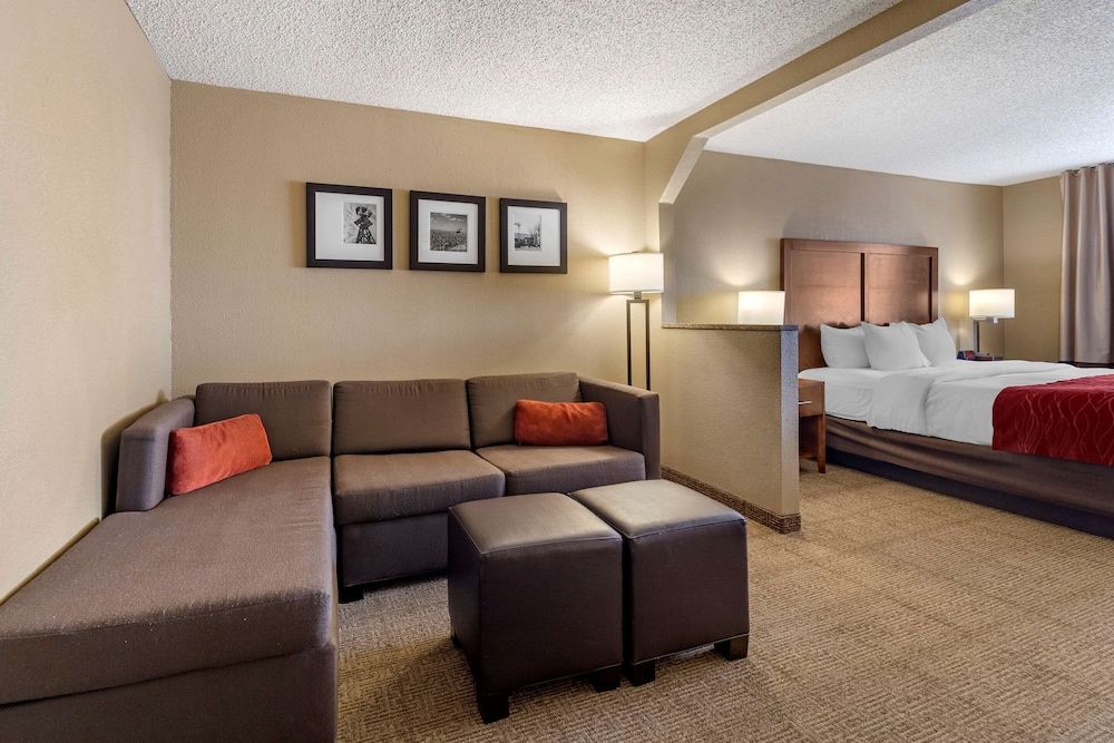 Comfort Inn & Suites North Hays Area 2 étoiles à Hays