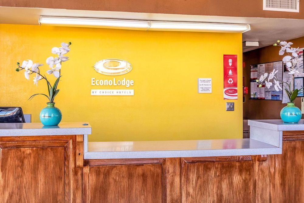 Econo Lodge Acworth 3