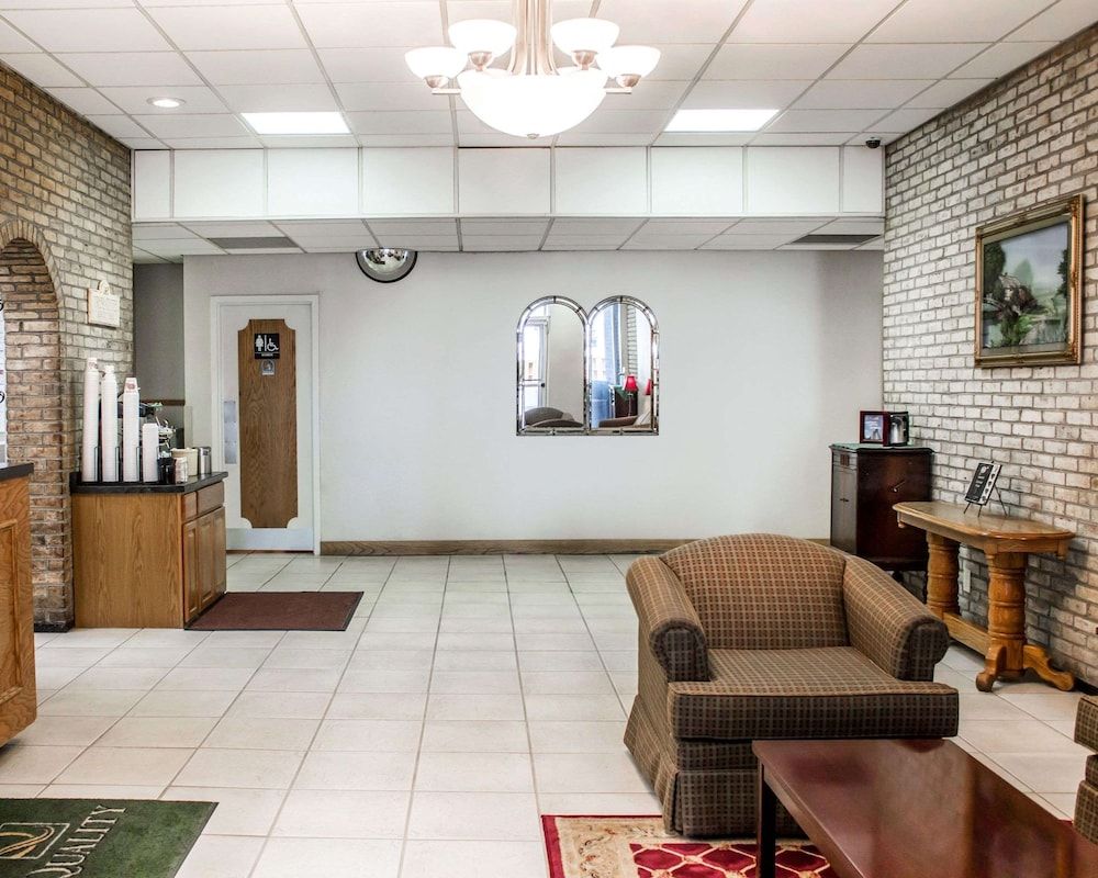 Quality Inn & Conference Center Franklin 3