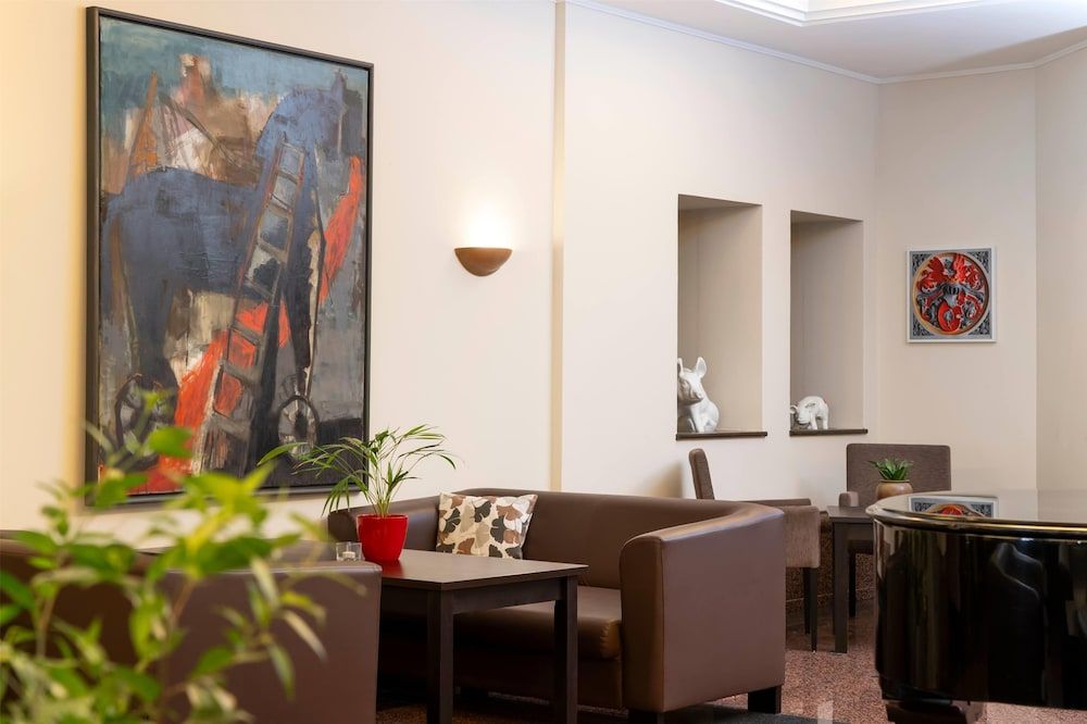 elaya hotel noerdlingen, Trademark by Wyndham 3