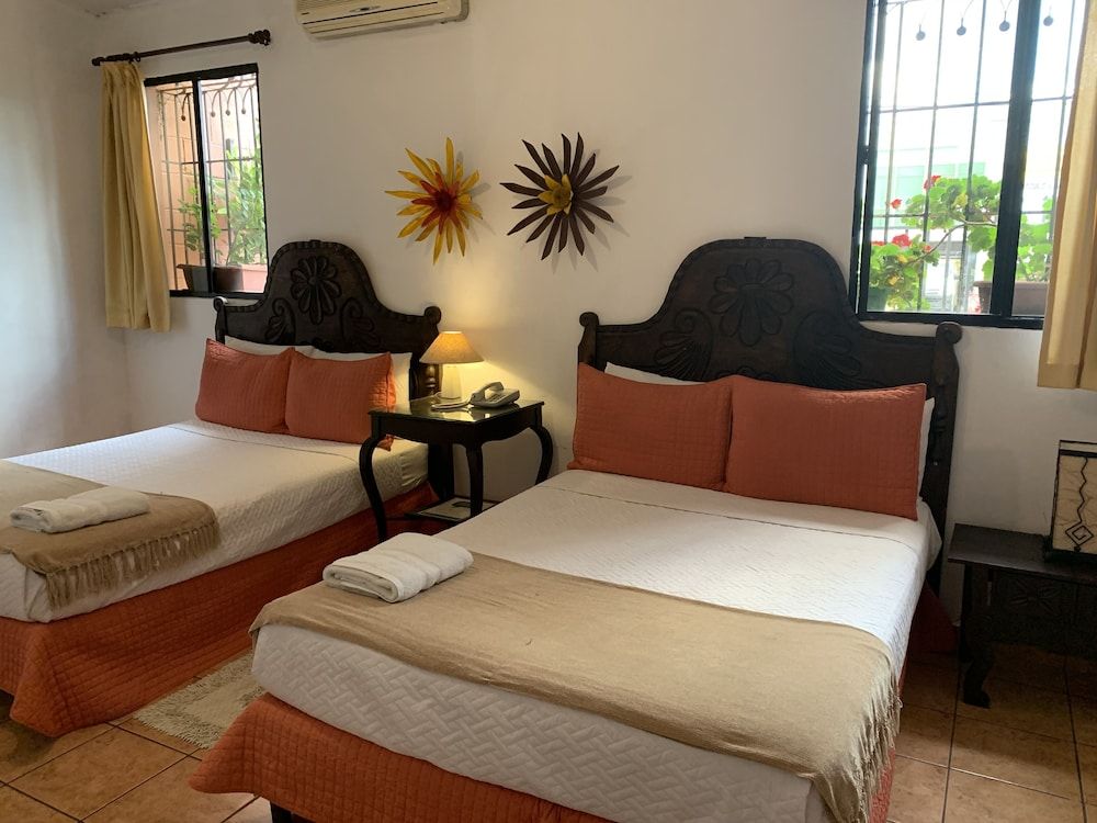 Hotel La Posada del Angel -1 estrellas en San Salvador