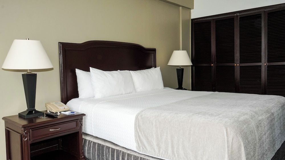 Plaza Hotel and Suites 4 estrellas en San Salvador