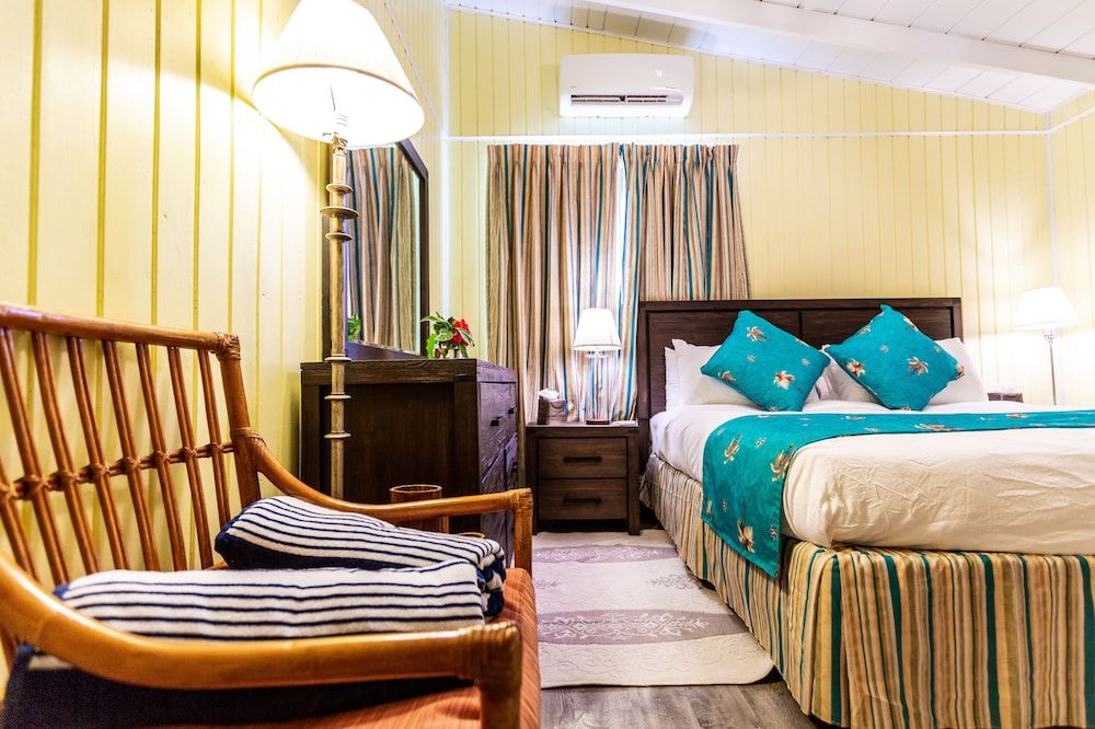 Sebastian's on the Beach 3