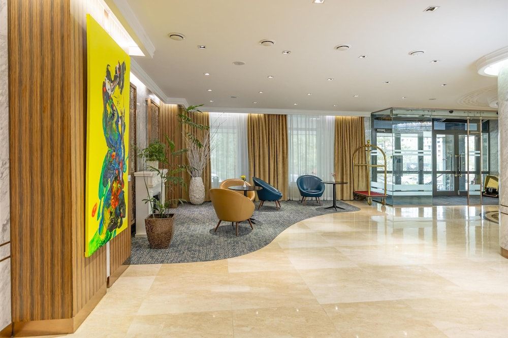 Kempinski Hotel Khan Palace 3