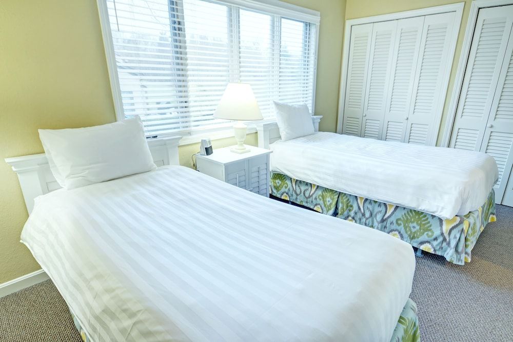 Club Wyndham Newport Overlook 2