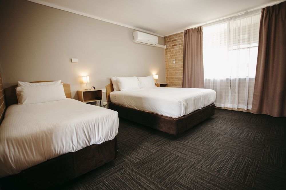 Colonial Motel Richmond 3