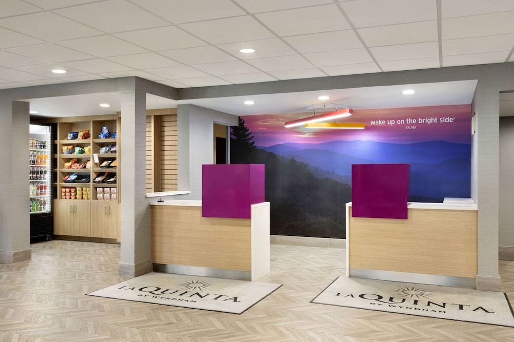 La Quinta Inn & Suites by Wyndham Selma/Smithfield I-95 3