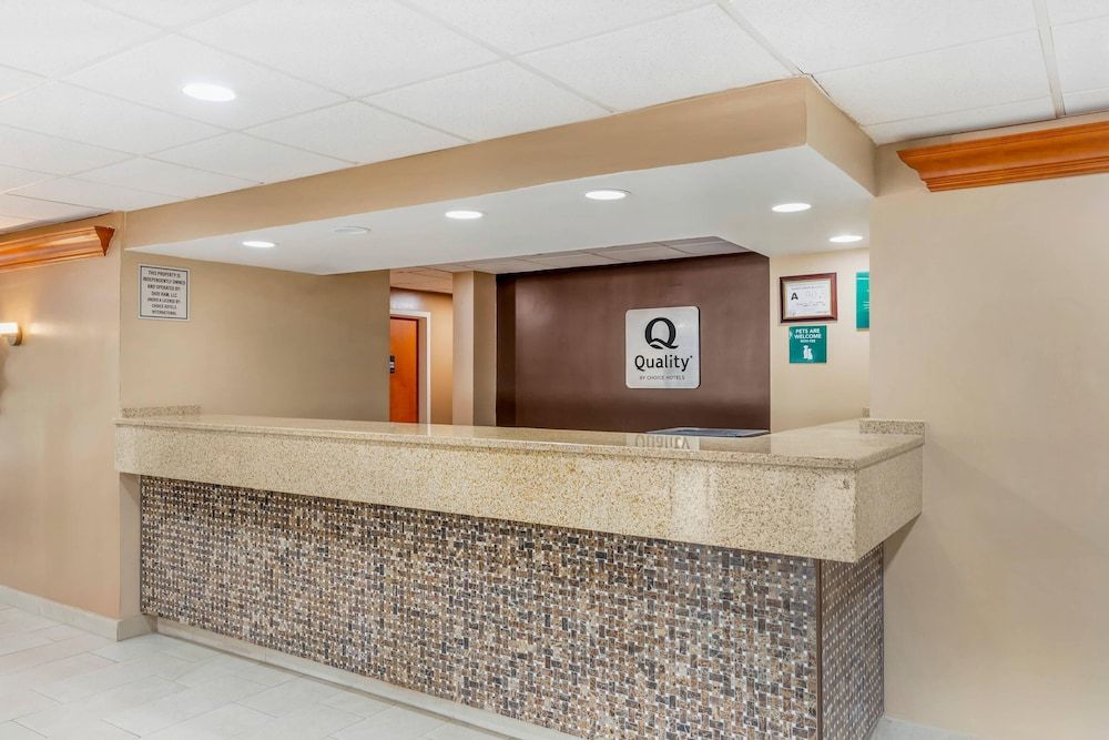 Quality Inn Lumberton North 2