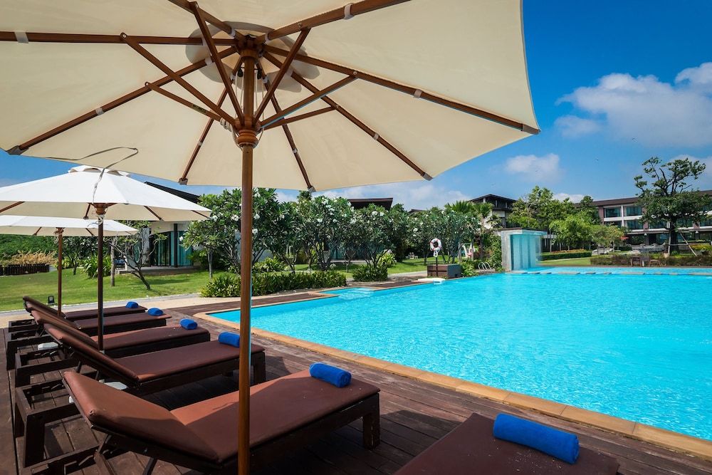 i Tara Resort & Spa 3 estrelas em Haad Chao Samran