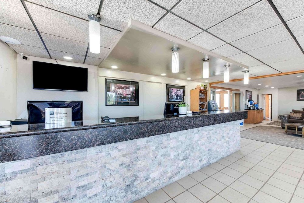 Best Western Movie Manor 2