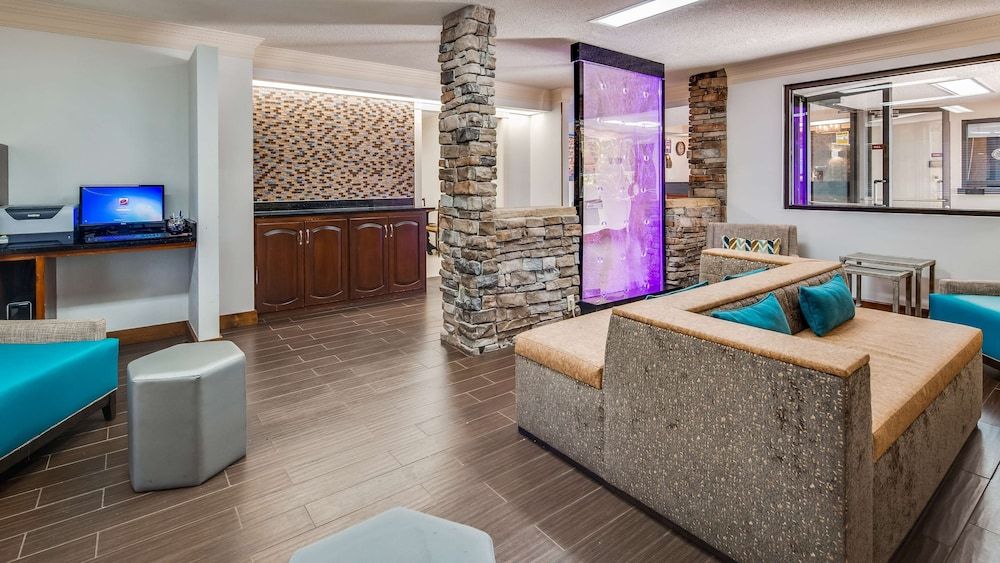 Best Western Inn & Suites of Macon 2