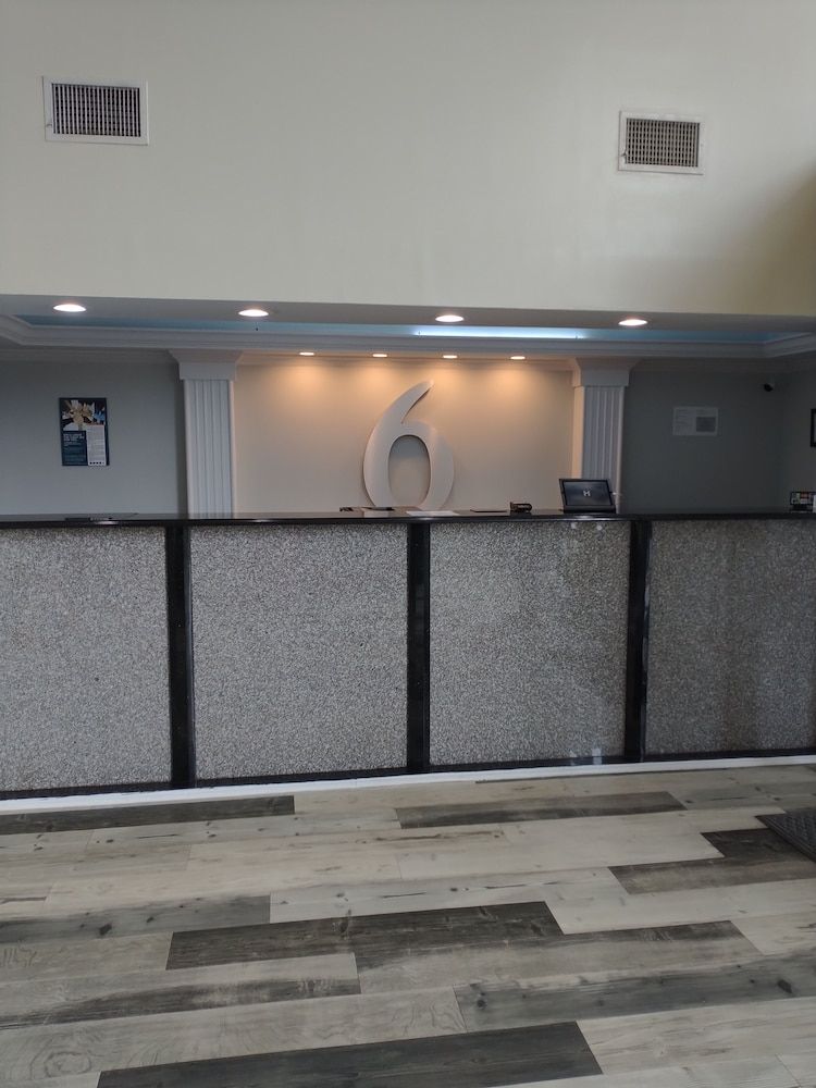 Motel 6 Dawsonville, GA - North GA Premium Outlets 3