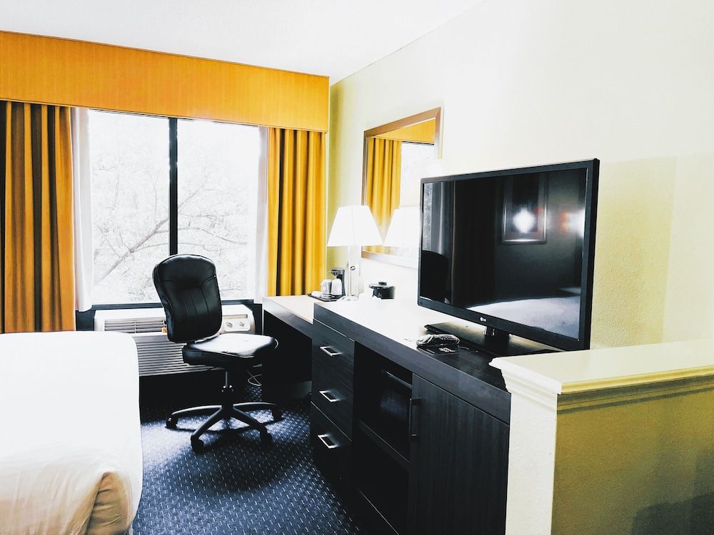 Park Inn By Radisson Albany GA 3