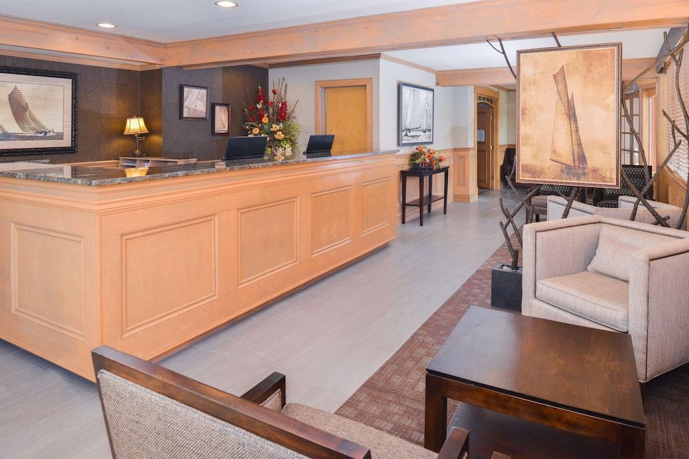 Best Western Edgewater Resort 3