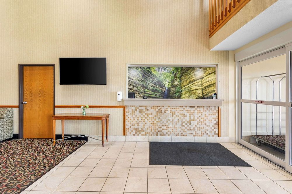 Best Western Oglesby Inn 3