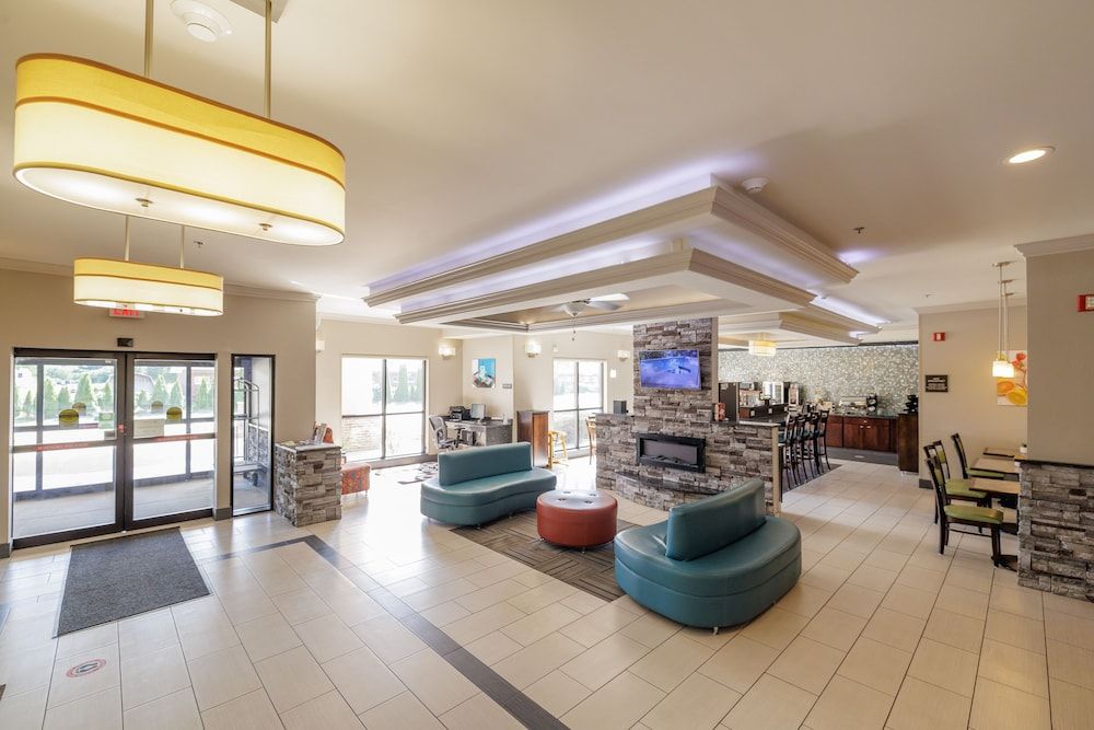 Best Western Elkhart Inn & Suites 3