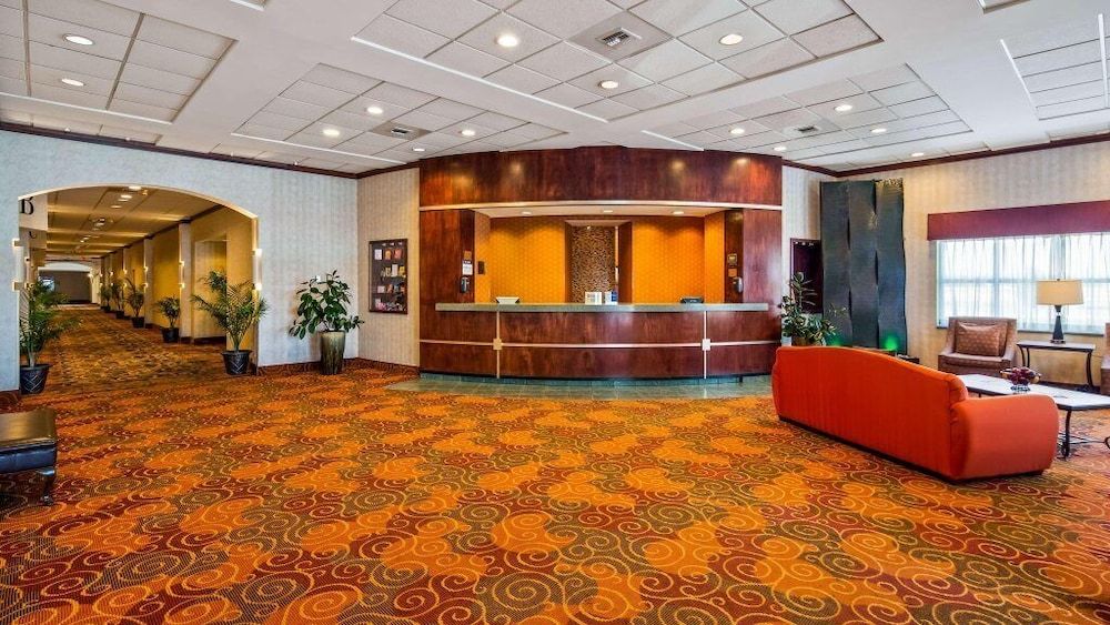 Rock Island Inn & Suites Marshalltown 2