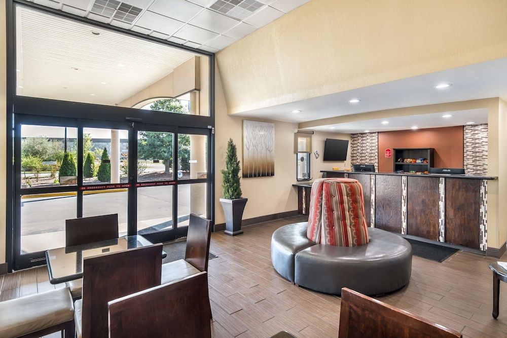 Best Western Green Tree Inn 2