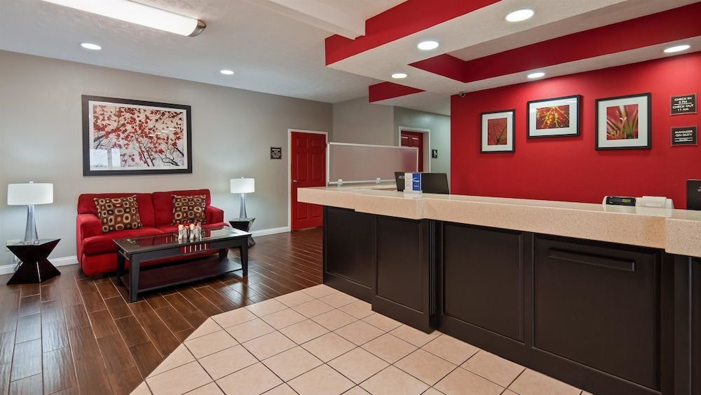 Best Western Paris Inn 2