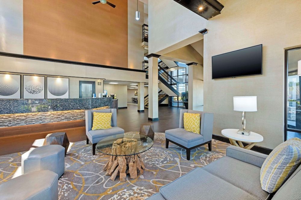 Best Western Ashbury Inn 3