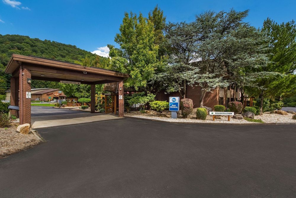 Best Western Braddock Inn 3 estrelas em La Vale