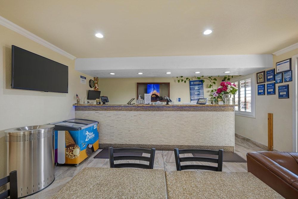 Best Western Santa Rosa Inn 2