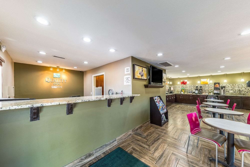 Quality Inn Glenpool - Tulsa 3