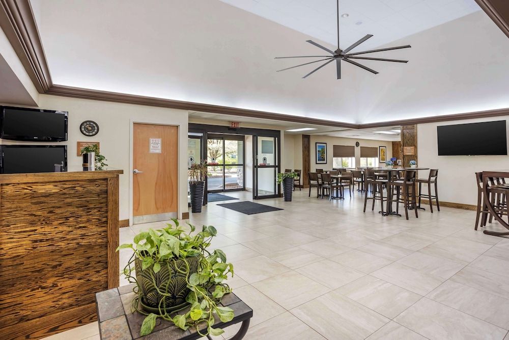 Best Western Inn At Blakeslee-pocono 2