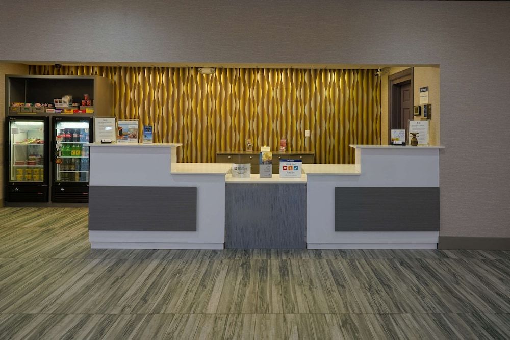 Best Western Plus Morristown Conference Center Hotel 3