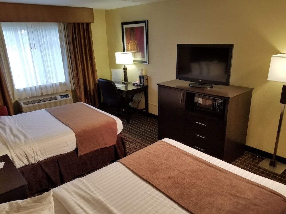 Quality Inn & Suites Morgantown - University Area 3