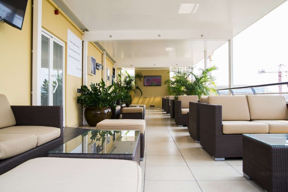 Hotel Continental 3 estrelas em Luanda