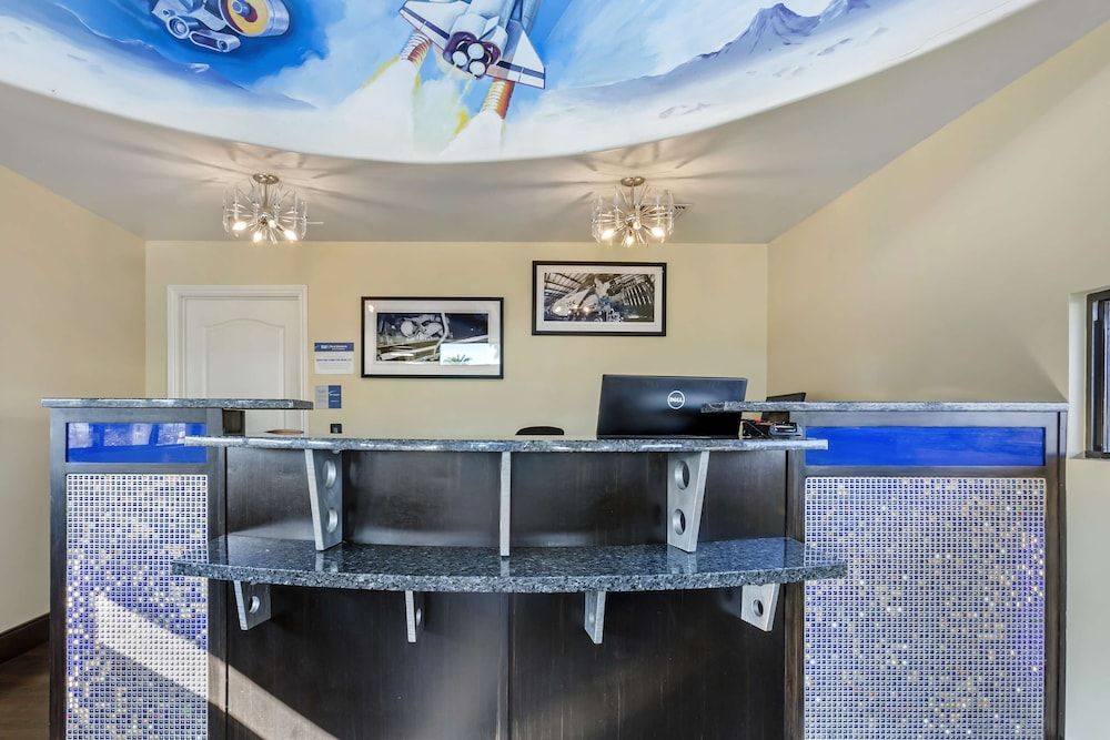 Best Western Space Age Lodge 3