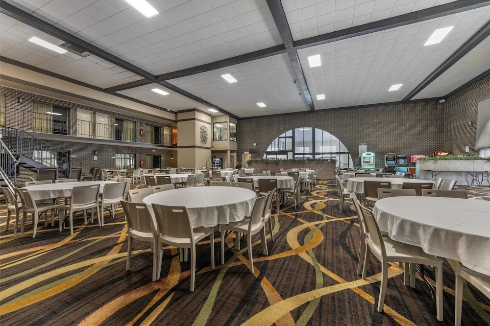 Best Western Angus Inn 3