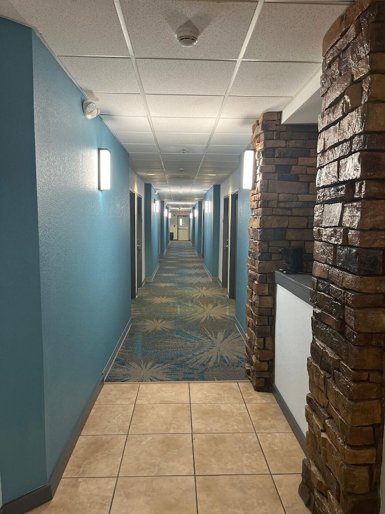 Days Inn by Wyndham Coffeyville 2