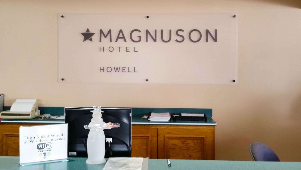 Magnuson Hotel Howell 2