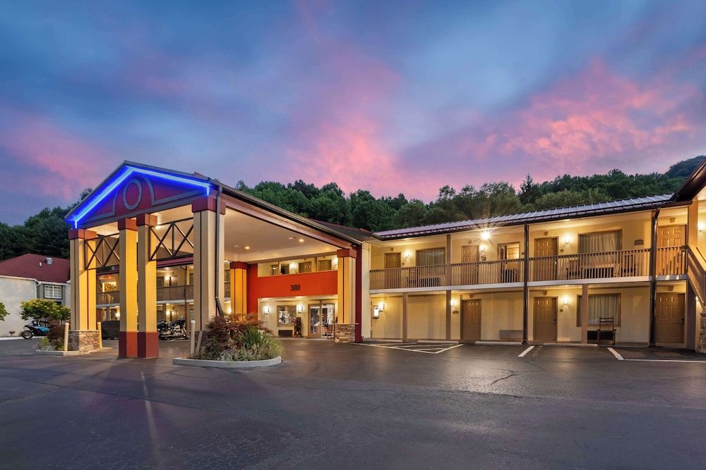 Best Western Mountainbrook Inn 2 estrelas em Maggie Valley