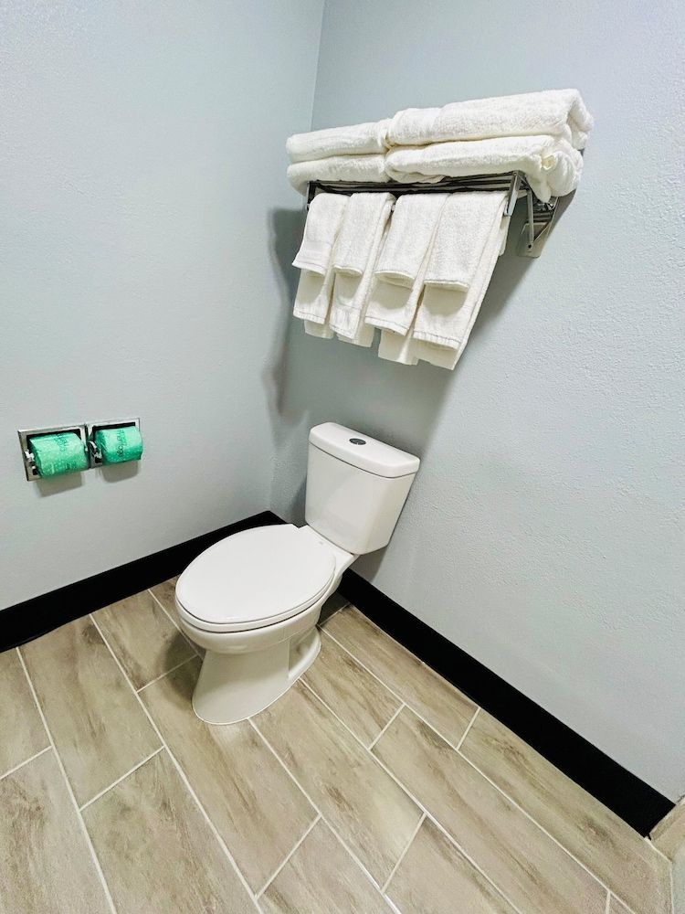 Baymont by Wyndham Ardmore I-35 2