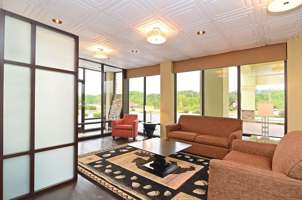 Best Western Cades Cove Inn 2