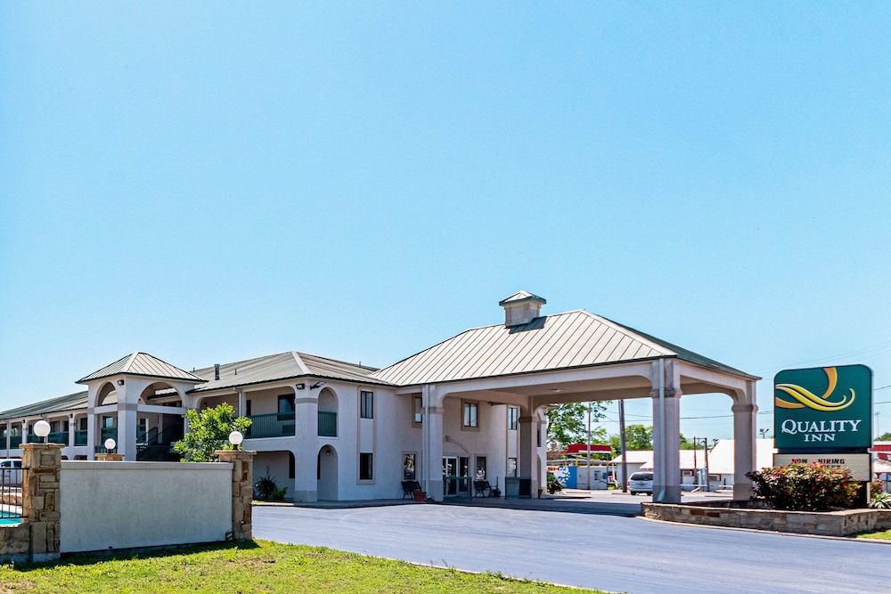 Quality Inn Three Rivers 2 estrelas em Three Rivers