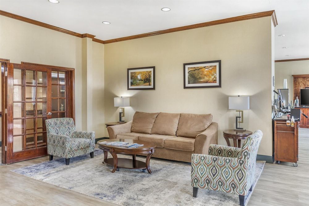 Best Western Mineola Inn 2