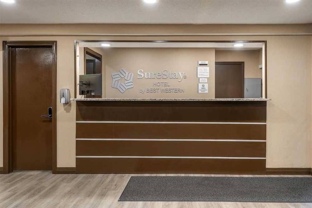 SureStay Hotel by Best Western Summersville 2
