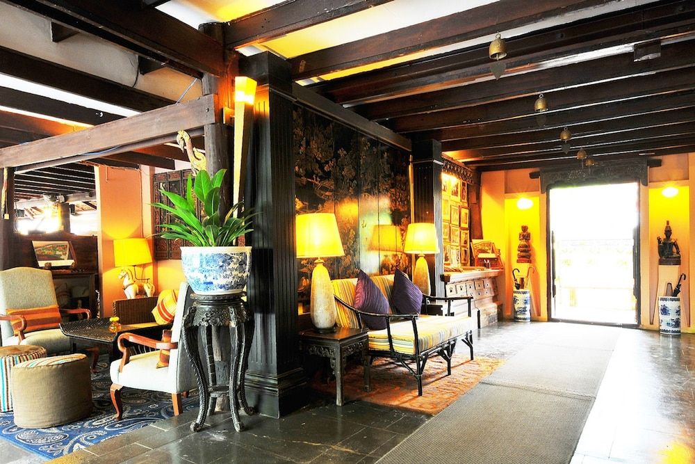 Zantiis Ndol Villas 3