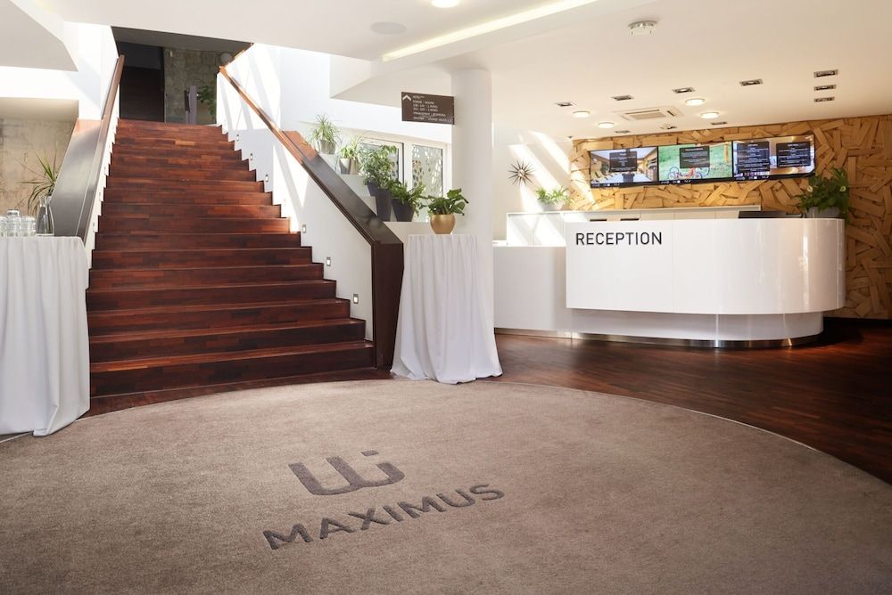 Maximus Resort 3